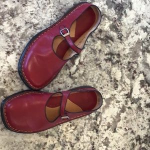 Born casual leather shoes size38.5 red